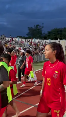 ဖိလစ်ပိုင်နှင့်ပွဲတွင် အနိုင်ဂိုး သွင်းယူခဲ့သည့် မေထက်လူ ပရိသတ်များ ကို နူတ်ဆက်နေစဥ်#kothi #fyp #wnt #seagames 