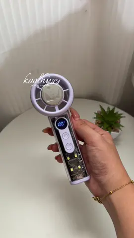 koolhive cooling mini fan with flashlight!😍 #koolhivefan #coolingfan #turbofan 