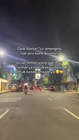 Ojok nyerontong ae 🤣