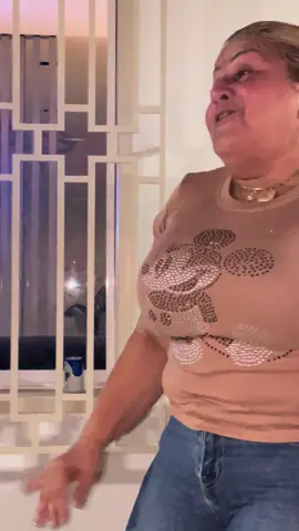 Bohemio y loco💟 Solo queda escucharte mi vieja @La Criolla Mayra Tovar ❤️