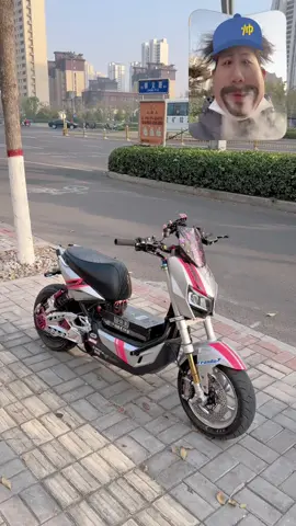 quay bằng iPhone 17 đấy