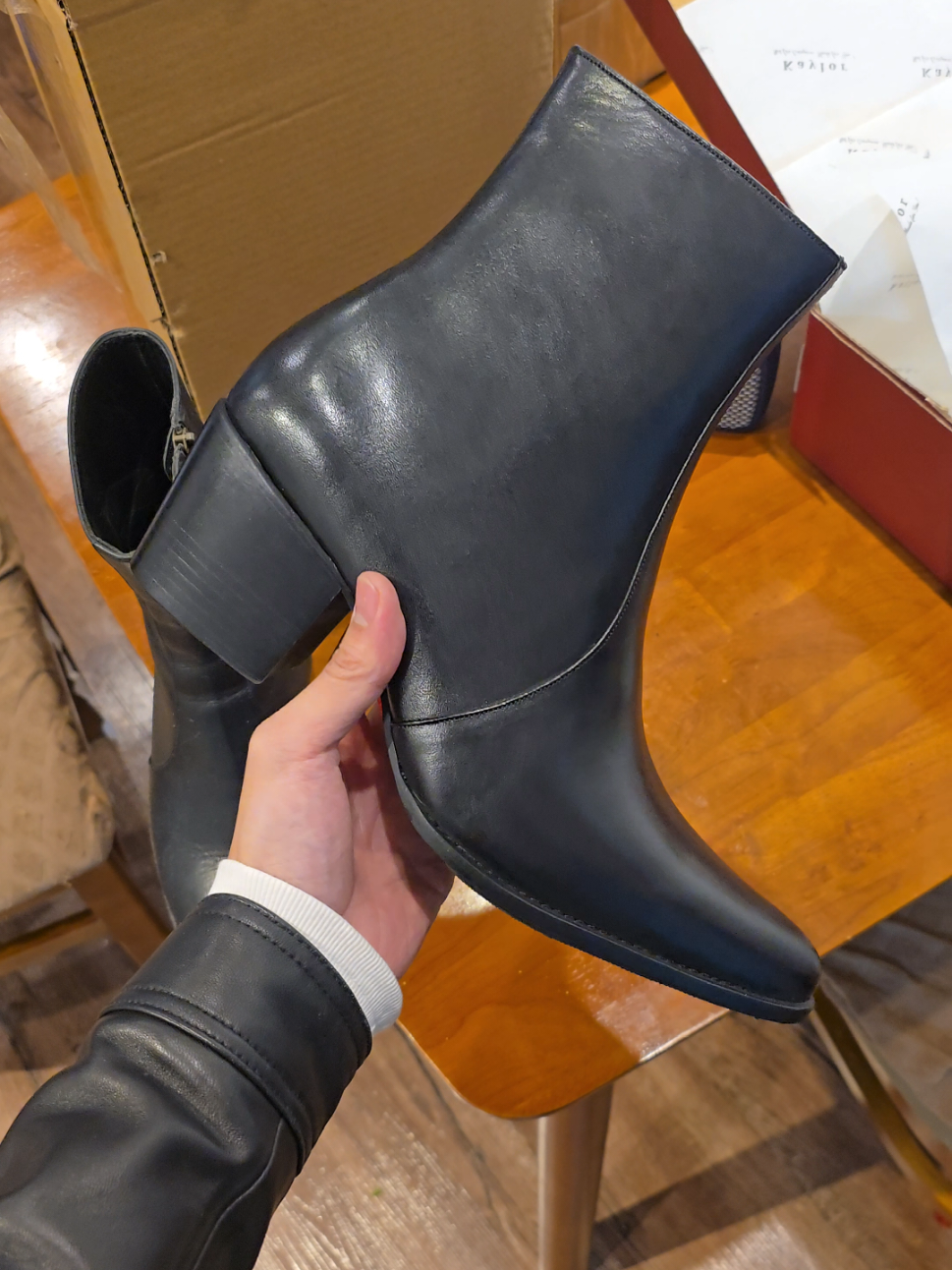 So sánh với V3 cuz nhá #nghienboots 