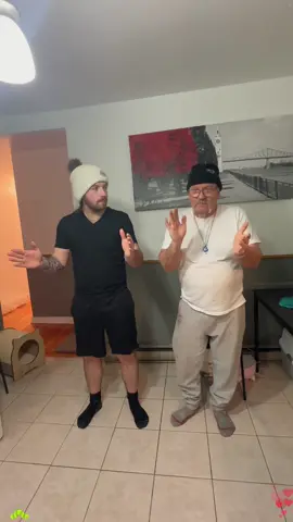 Funny father and son 👨‍🦳👱‍♂️#dad#fyp#funnyvideos #prank#usa
