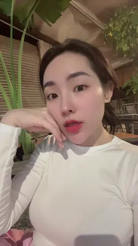 Chắc Phải Bỏ Bùa Cho Khách Mê Môi Tôi Làm Quá😉