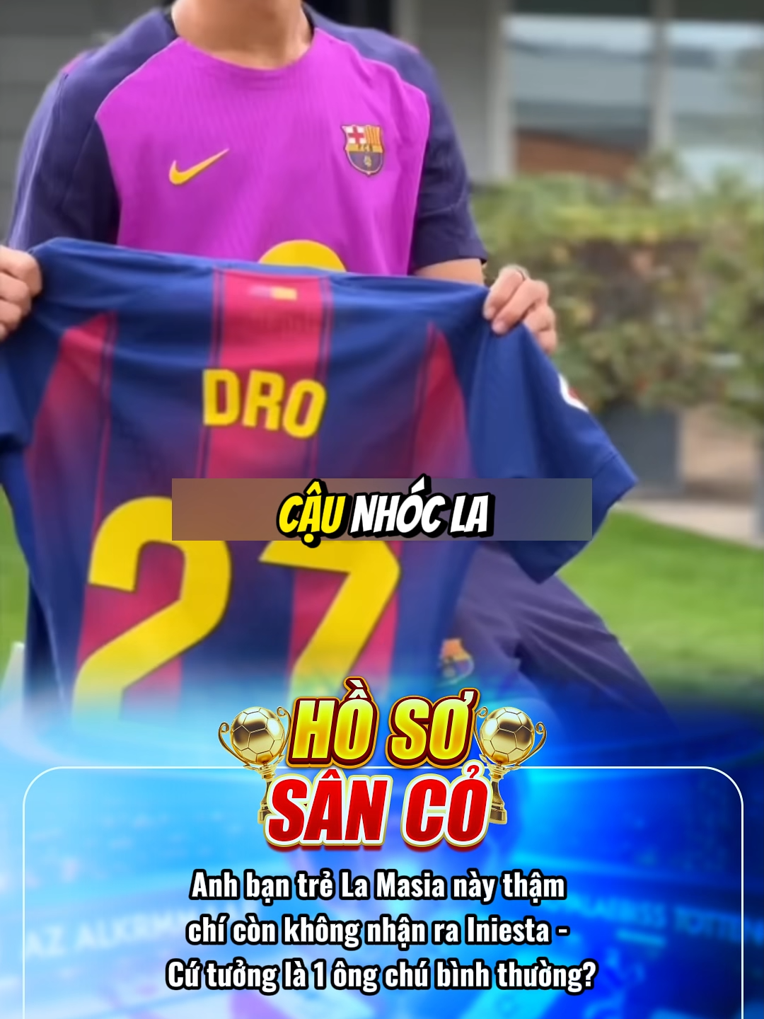 Anh bạn trẻ La Masia này thậm chí còn không nhận ra Iniesta - Cứ tưởng là 1 ông chú bình thường? #bongda #fyp #tintuc #barcelona #atq #football #iniesta