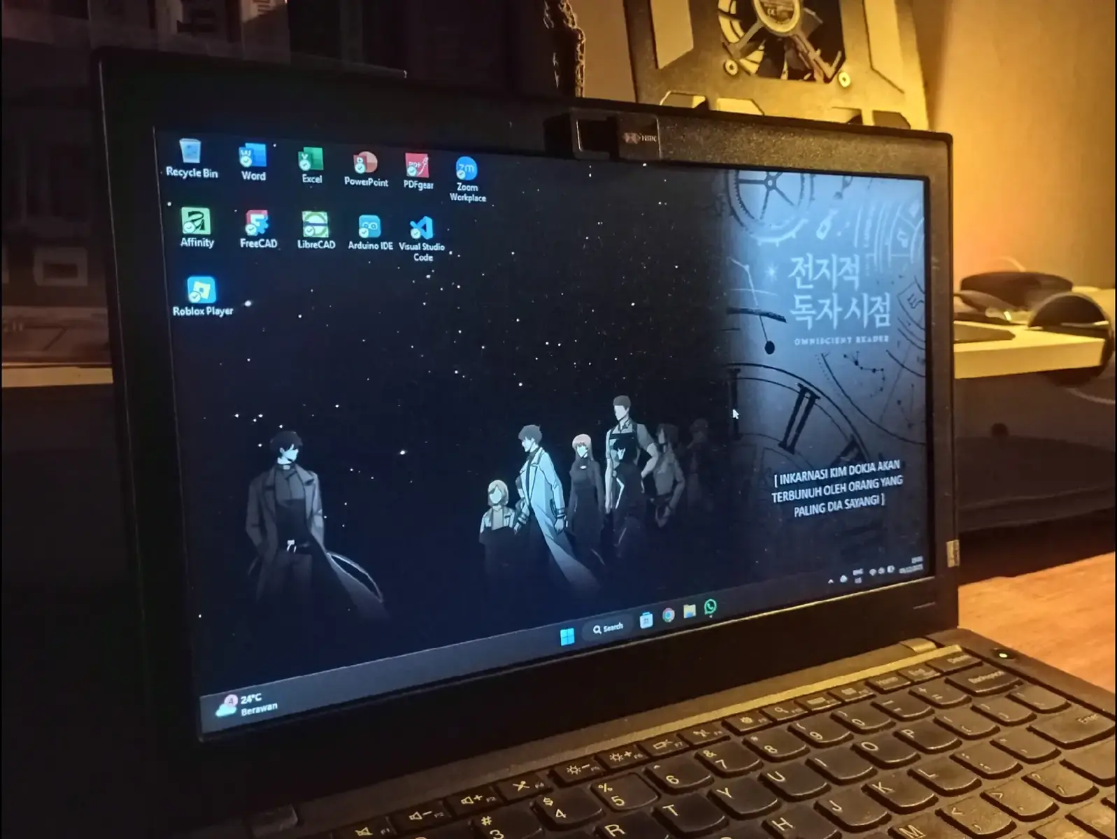 terngiang-ngiang sama manhwa satu ini wkwkwkkw buat wallpaper ada di bio, di pinterest, ok. #omniscientreadersviewpoint #hansoyoung #yojunghyuk #kimdokjacompany #kimdokja 