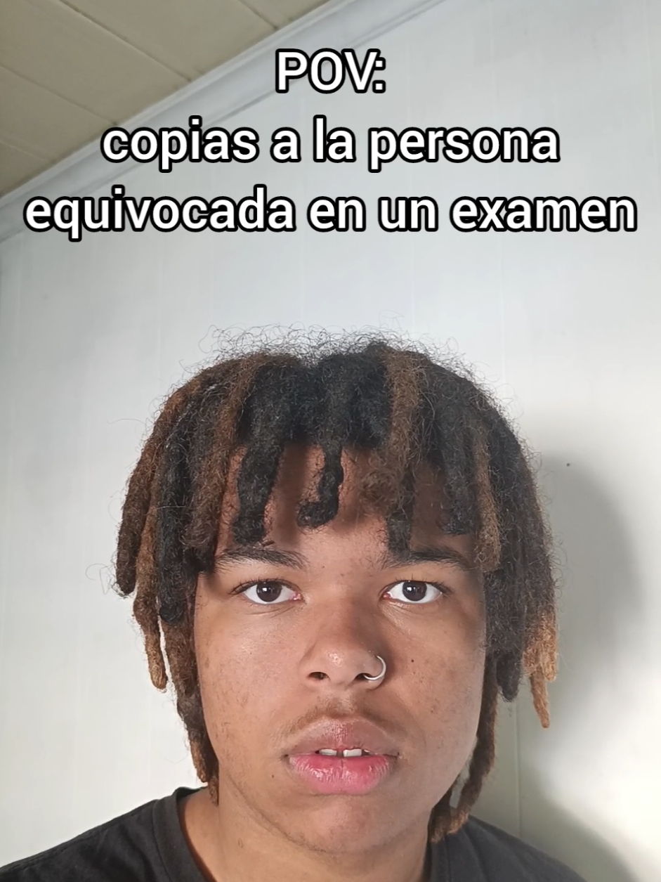 cuando copias en un examen 💀🔫 #humor #paratiiiiiiiiiiiiiiiiiiiiiiiiiiiiiii #fypシ゚ #piña #escuela 