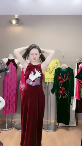 Váy Nhung The Sát Nách Xanh Thẫm Form Ôm