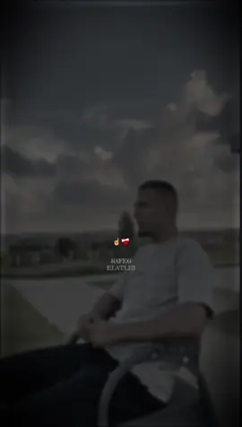 وكـمين طـفل مـتعوز أبـوه❤️‍🩹☝🏻. #fypシ゚viral🖤tiktok #foryoupage  #مشهير_تيك_توك #طلعوه_اکسبورررررر 