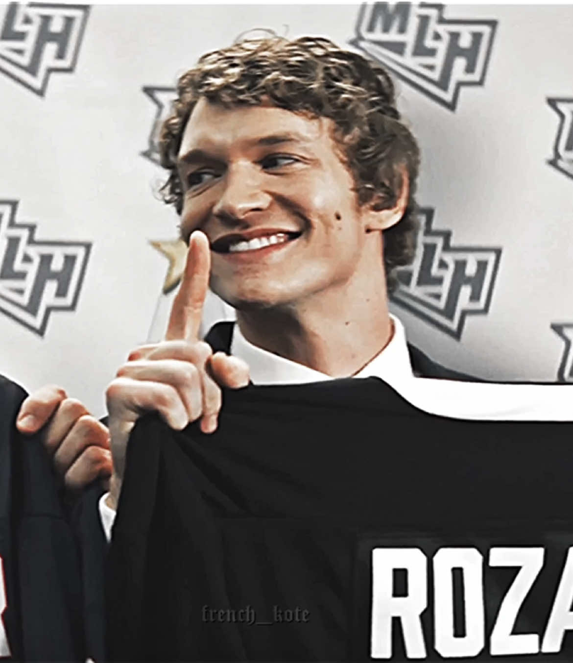 глаза не врут #ilyarozanov #shanehollander #heatedrivalry #hudsonwilliams #connorstorrie 