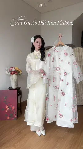 Nét đỏ duyên lành trên nền trắng tinh khôi – vẻ đẹp đằm thắm của nàng Á Đông #SV442 #lanadesignvn #thờitrang #aodaivietnam 