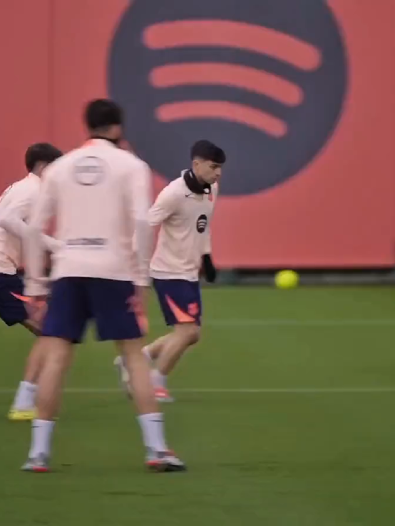 𝙽𝚎𝚡𝚝 𝚖𝚊𝚌𝚝𝚑 ¡¡ 𝙱𝚊𝚛𝚌𝚎𝚕𝚘𝚗𝚊 𝚟𝚜 𝚛𝚎𝚊𝚕 𝚋𝚎𝚝𝚒𝚜 📆 7 Desember 🏟 stadion Olimpiade Sevilla ⏰ 00 : 30 #fcbarcelona #footballedit  #fouryoupage #viscabarca