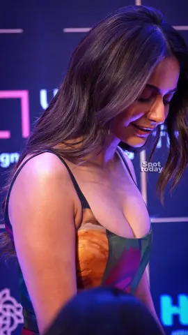 #foryou #rakulpreetsingh #bollywooddance #trending #bollywoodactress 