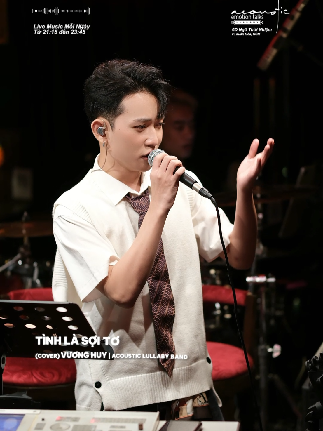 Cái band đã thiệt chớ 😘 @Vuong Huy Official  #acousticbarlullaby #acousticbar 