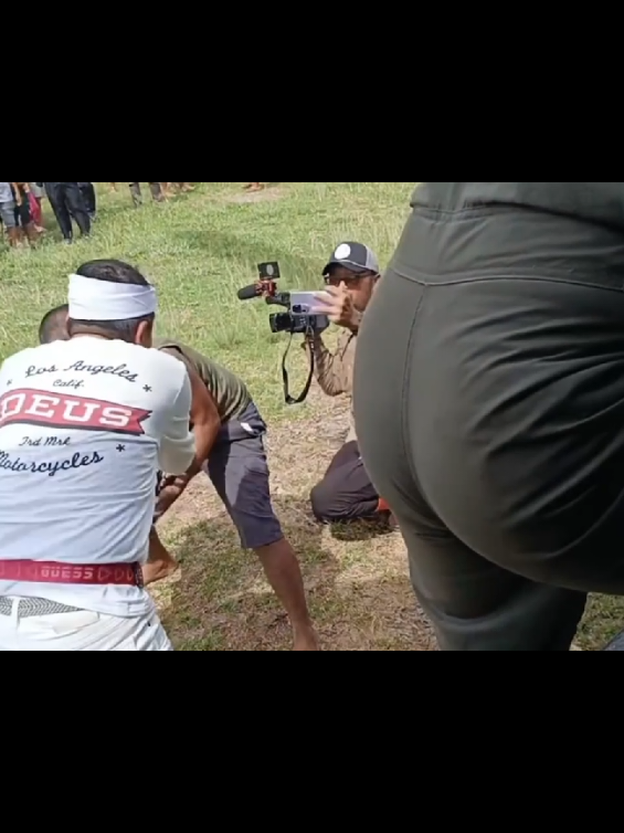 KDM menangis melihat secara nyata akibat bencana di Sumatera  #KDMdipadang #KDMdisumatera 