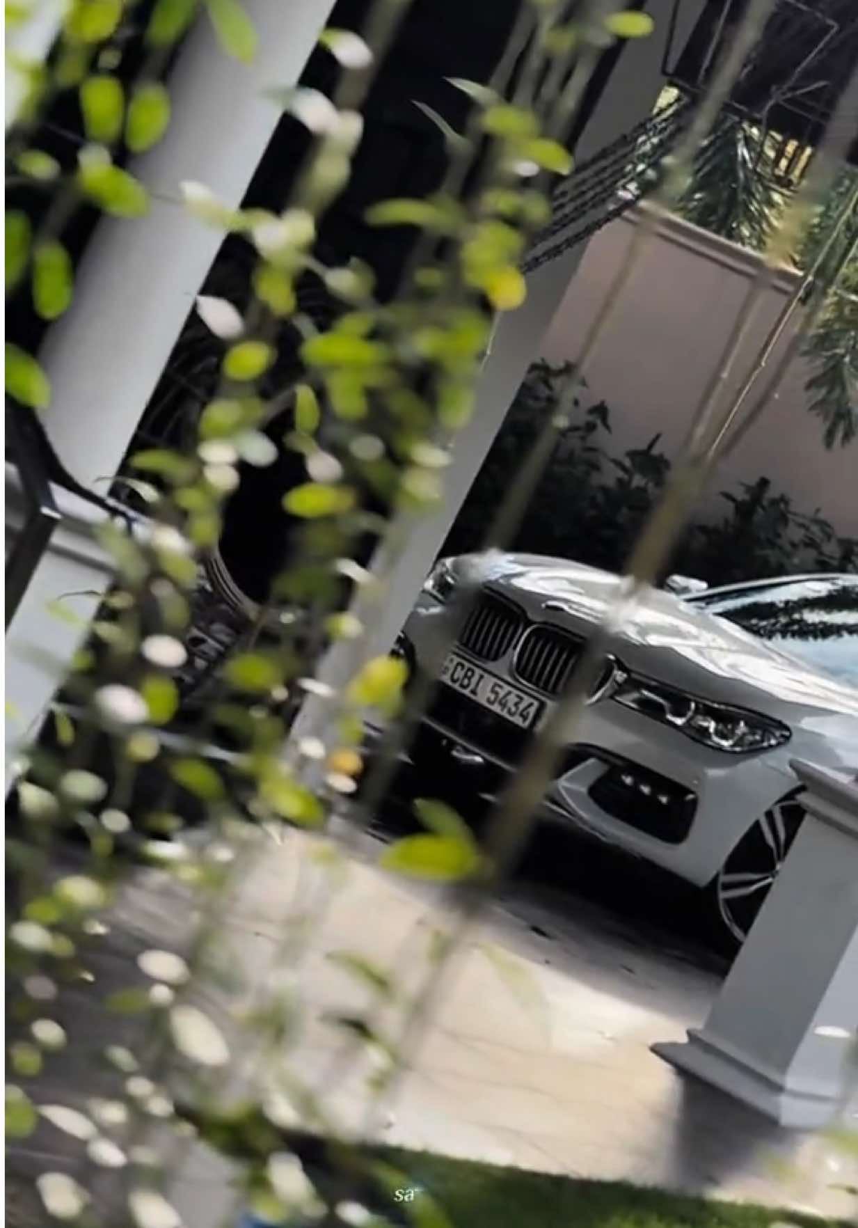 එහෙම බැලුවාම මාගේ දිහා 🥺🤍                          #bmw #740 #foryoupage #viral #CapCut 