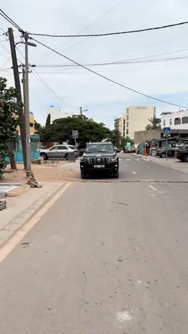 LAND CRUISER PRADO  ANNÉE 2020  AUTOMATIQUE DIESEL ⛽️  7 PLACES  INTÉRIEUR CUIRE  GRAND ÉCRAN  CAMÉRA DE RECULE  CLIMATISATION BIZONNE  TOIT OUVRANT  JANTES ALLU  PHARES LEDS  ANTIBROUILLARDS LEDS  PRIX 🏷️ 30.000.000