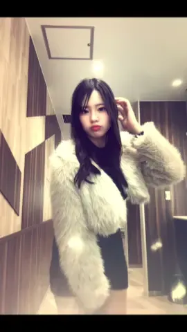 ロングブーツ初めて履いたけど、歩くの辛すぎ、すぐまめできたし笑#fyp 