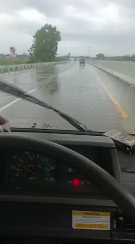 mobil na tos sepuh janten ngadaregdeg #promomakanharian #CapCu@ichaa t #fyp #xyzbca #iFondo 