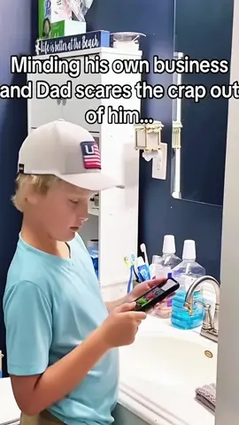 funny , scare , prank , lmao : #prank #scared #funny #lmao #fyp 