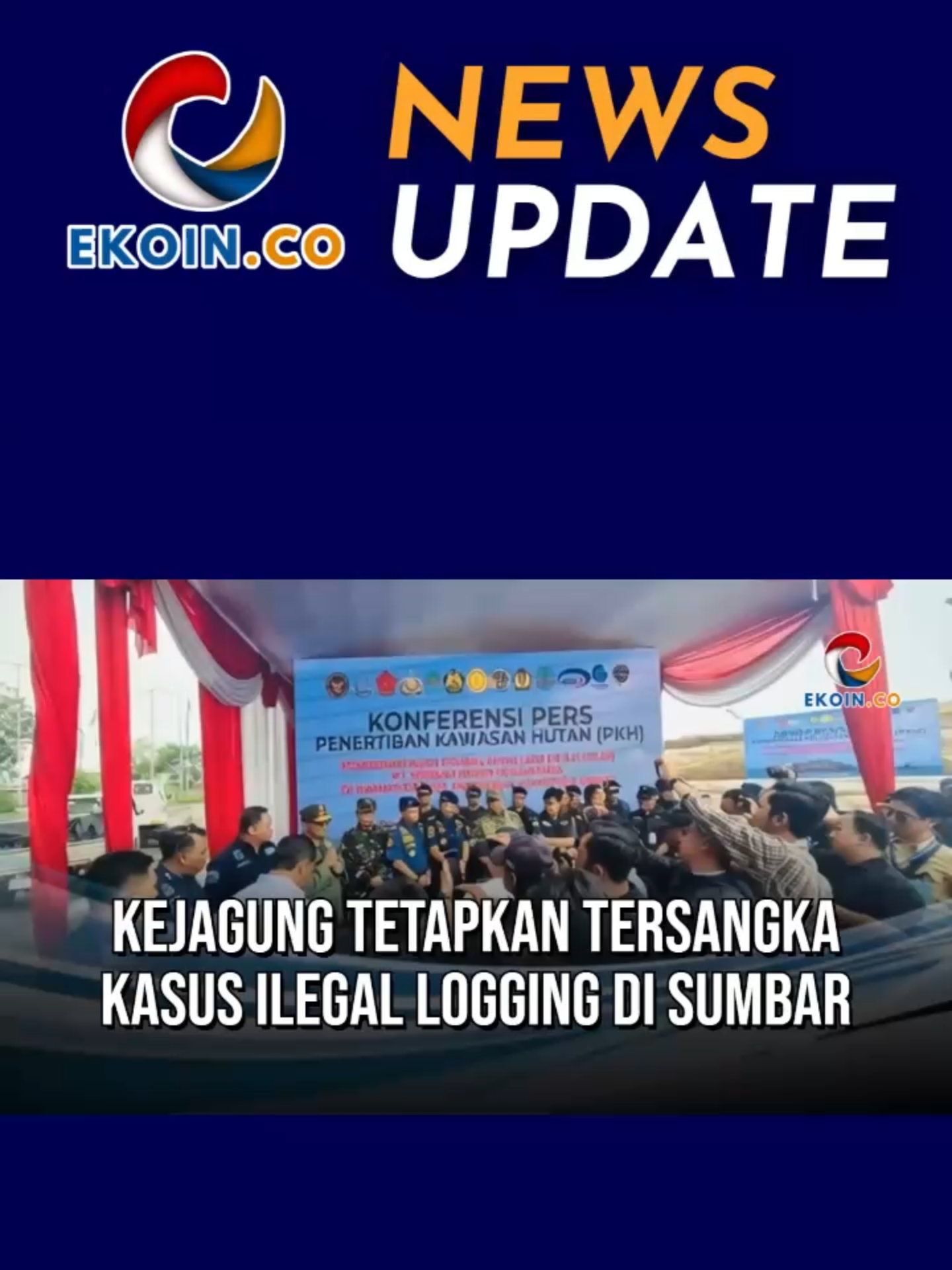 PENYEBAB BANJI DI SUMATERA Pemirsa Ekoin.co, Kejaksaan Agung menyebutkan bahwa Direktur Utama PT BRN berinisial IM ditetapkan sebagai tersangka dalam kasus perambahan hutan atau illegal logging besar di Kepulauan Mentawai, Sumatera Barat.   Dari operasi gabungan Tim Satgas Penertiban Kawasan Hutan (PKH) dan jajaran Jampidsus serta penyidik Kementerian Kehutanan, telah disita barang bukti berupa 17 alat berat, 9 truk logging, dua kapal, serta lebih dari 5.700 meter kubik kayu gelondongan yang ditebang tanpa izin.   Aktivitas ilegal logging ini terjadi di kawasan hutan produksi Desa Betumonga, Sipora Utara, dan diperkirakan menimbulkan potensi kerugian negara mencapai Rp447 miliar, termasuk ancaman ekologis seperti banjir, longsor, dan kekeringan.   Saat ini tersangka ditahan di Rutan Sumatera Barat, sedangkan seluruh barang bukti diamankan oleh petugas di lokasi. Penertiban ini merupakan hasil laporan masyarakat Mentawai serta data geospasial yang menguatkan dugaan penebangan hutan secara sistematis, dan turut disaksikan pejabat terkait seperti Dirjen Gakkum, jajaran jaksa pada Jampidsus, serta Satgas Garuda sebagai upaya negara menjaga kelestarian hutan. #fyppppppppppppppppppppppp #fypppppppppppppp #vypシ #bencana2025 #fypシ゚viral🖤tiktok #viraltiktok  #ilagal logging #perambah hutan #pembalakan liar #penebangan hutan liar #hutan gundul #Sipora Utara