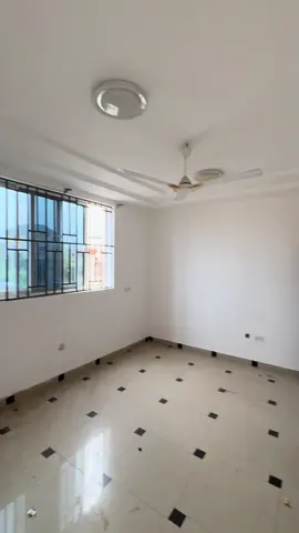 Chamber And Hall Self Contained For Rent At North Legon With 2 AC’s, Fans, Wardrobe, Self Meter, Ghana Water, Reserved PolyTank, Kitchen With Cabinets, Two Water Heaters, Parking Space, 24hrs Surveillance Cameras And Easy Access To The Main Road. 5mins Drive To Wisconsin University And 7mins To University Of Ghana. Kindly Call For Quick Response 0246926631 . . . . . . . . . . . . . #leemultimedia #renthouse #accra #houseandapartment #madina #ug #roomsforrent #northlegon #legon #upsa #chamberandhall #eastlegon #apartmentforrent #agbogba 