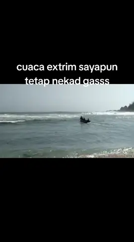 pada akhirnya boncos tapi puass #lautselatan #mancingmania #happyfishing #wediombobeach #