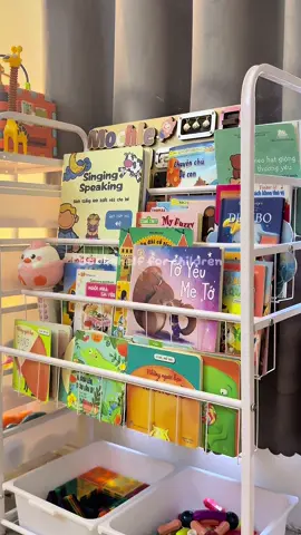 góc mới cho nhỏ Mo 🗞️ #mochie #kesachchobe #noomibaby #mebimsua #beige 