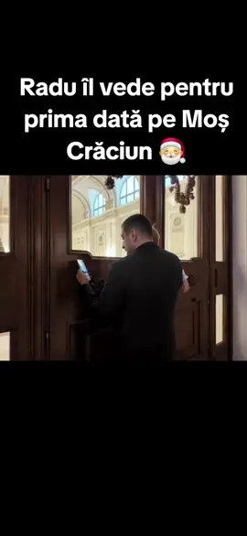 @GEORGE SIMION @Ilinca Simion #România🇷🇴☝️ Radu îl vede pentru prima dată pe Moș Crăciun 🎅