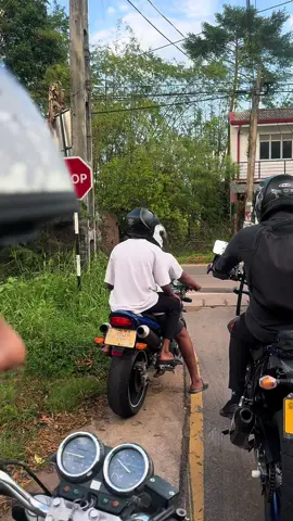 #srilankan_tik_tok🇱🇰 #fyppppppppppppppppppppppp #hornetlovers❤ #viralvideo #hornetking #fypシ #hornet #cb400sf #cb4 #cb4gang 