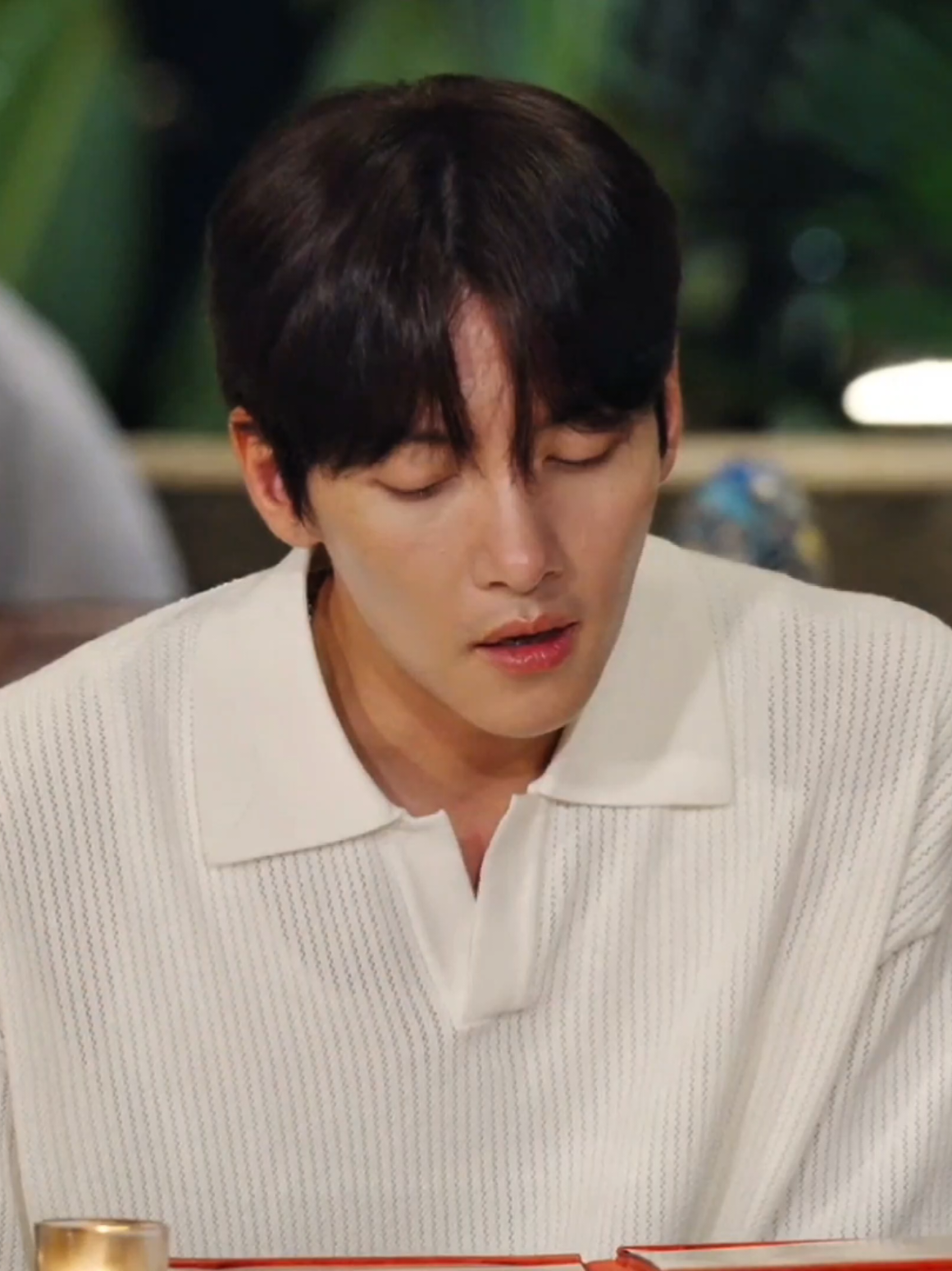 We continue our fascination with Ji Chang Wook's adorable English on this week's episode of ABRACADABRA 🥹✨️ This week's favorite phrase: 