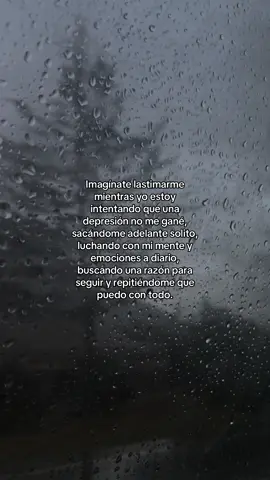 Yo intentando estar bien… y tú rompiéndome más.