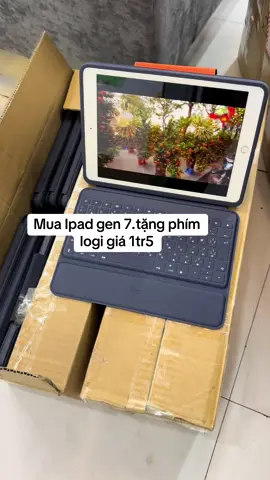 Tặng phím siêu hời 