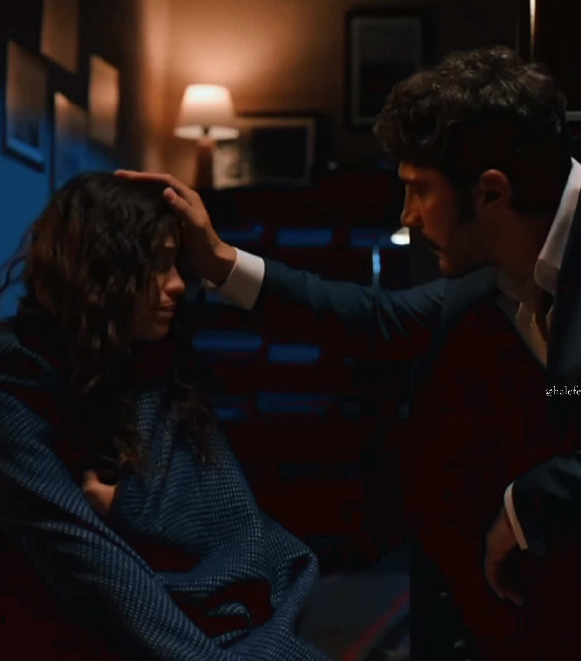 -baş harfi ‘s’  -sultan ana? 🤣🤣🤣🤣 you just can’t expect me to be normal about them after the is episode…  #yilser #HalefKöklerinÇağrısı #ilhanşen #birandamlayilmaz #halef  We can all agree that Halef episode 11 was the best till now 