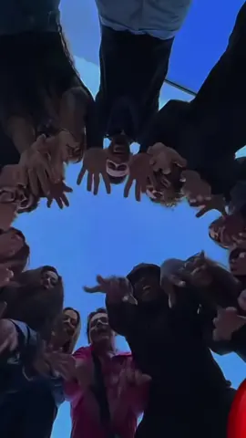 Franchement j’aime bien~Queen house #benoit #queenhouse #yuma #lyrics_songs #fyp @Benoît Chevalier @Yuma 