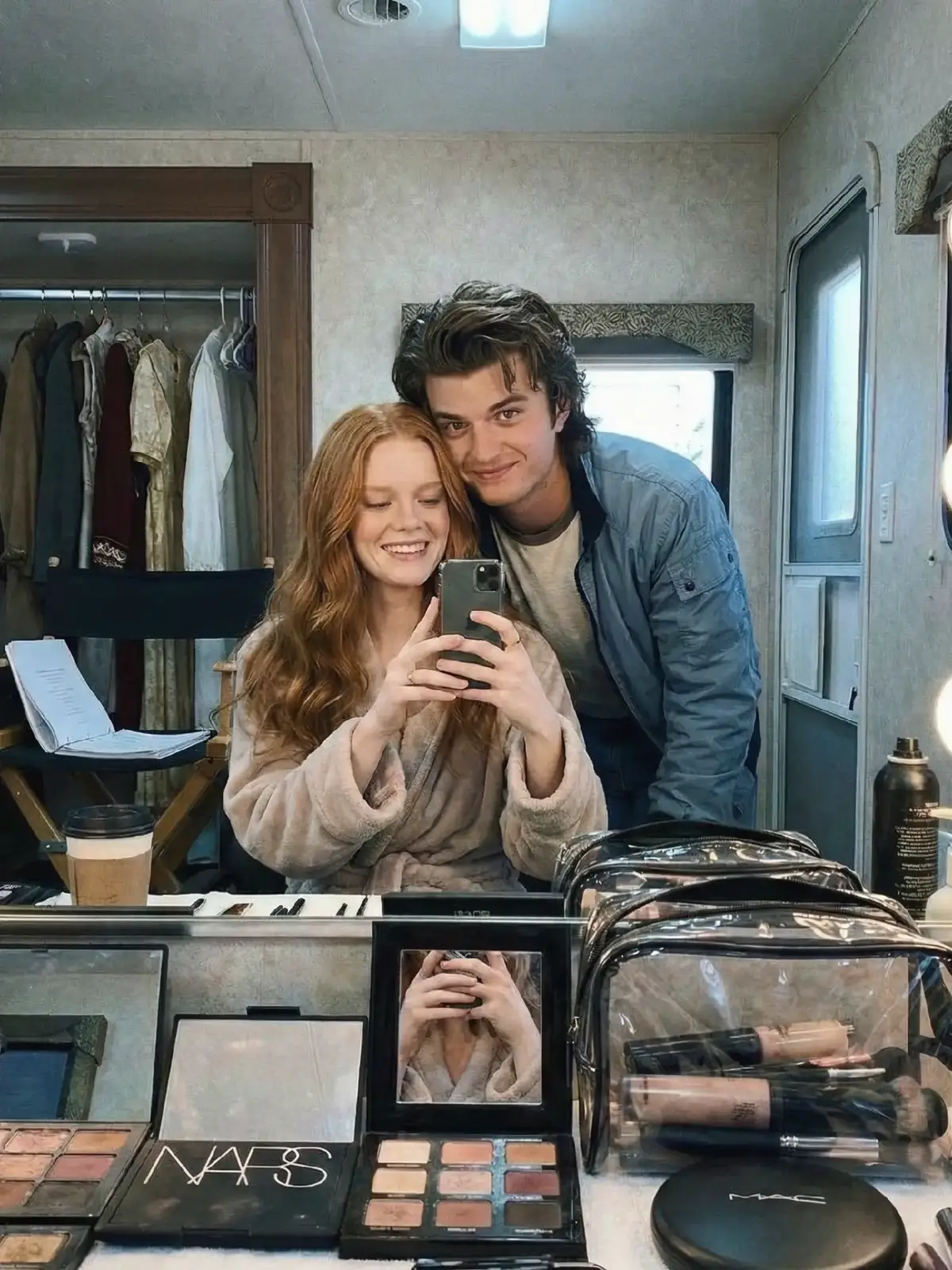 Fanfic — Acho que o amor deles é até fora das telas  #fy #joekeery #foryoupage #steveharrington #strangerthings 