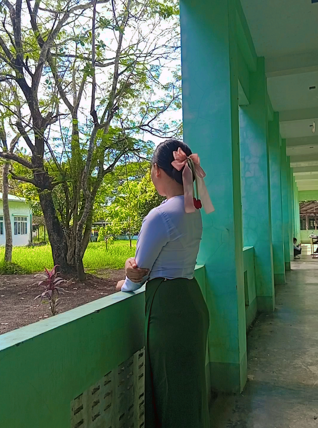 ဘာပဲဖစ်ဖစ်ဒီရပ်ဝန်းမှာသမီးပျော်ရပါတယ်#foryoupage #public #fyppppppppppppppp #publicidad #lovinglife 