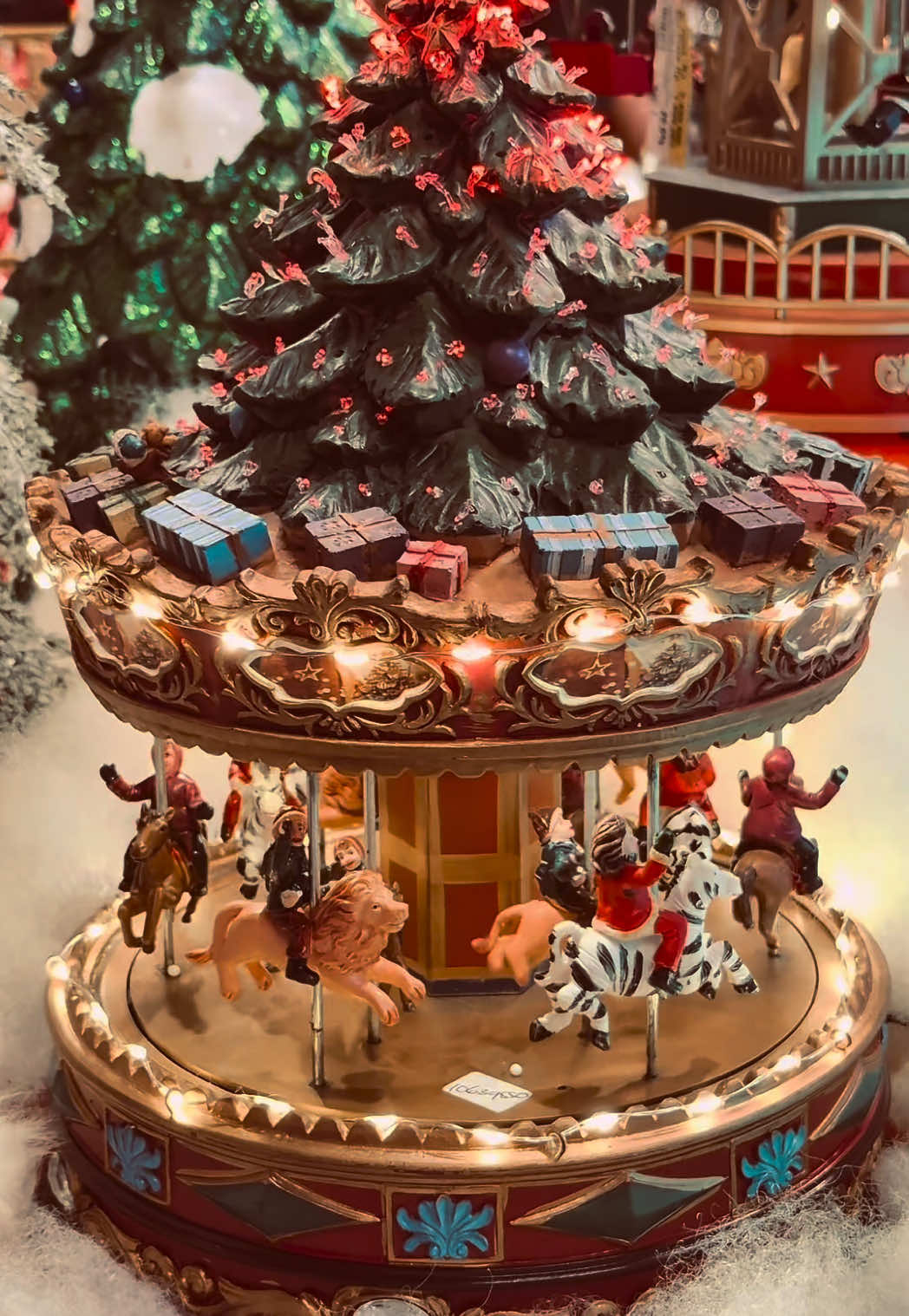 Seneng banget edisi Christmas tahun ini di @Living World Denpasar #chrismestree #natal2025 #livingworldbali #chrismastiktok #fyp 