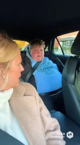 4 cheeseburgere med tastysovs 🥀 #fyp #denmark #fördig 