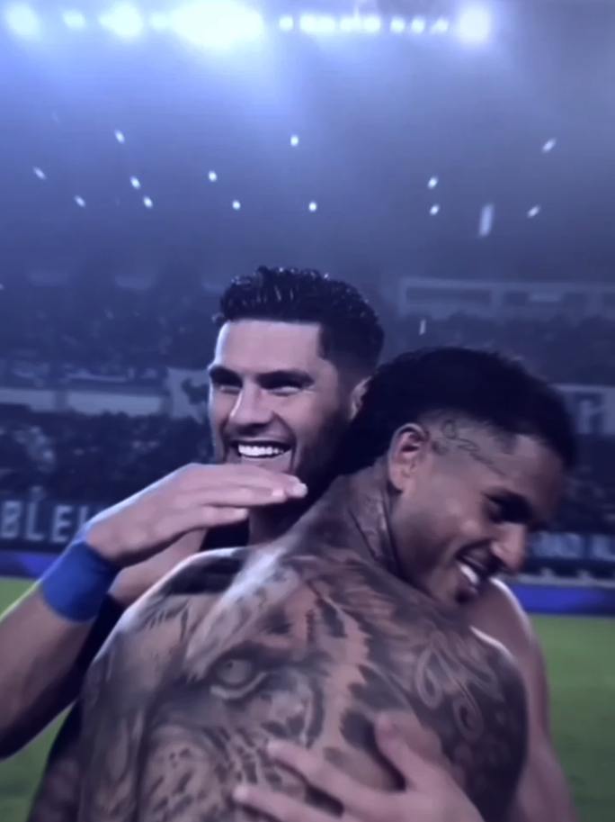 Patricio sebahagia itu ke ramonn 🥺💙