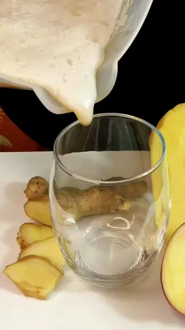 Tummy troubles got you down? 🥔✨ Could this potato juice be the secret weapon? #naturalremedy #healthtips #guthealth #nychealth #sleeptips