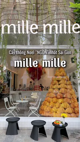 Cây thông Noel “ngon” nhất Sài Gònnn #giangsinh #reviewcafe #cafesaigon #saigon #noel 