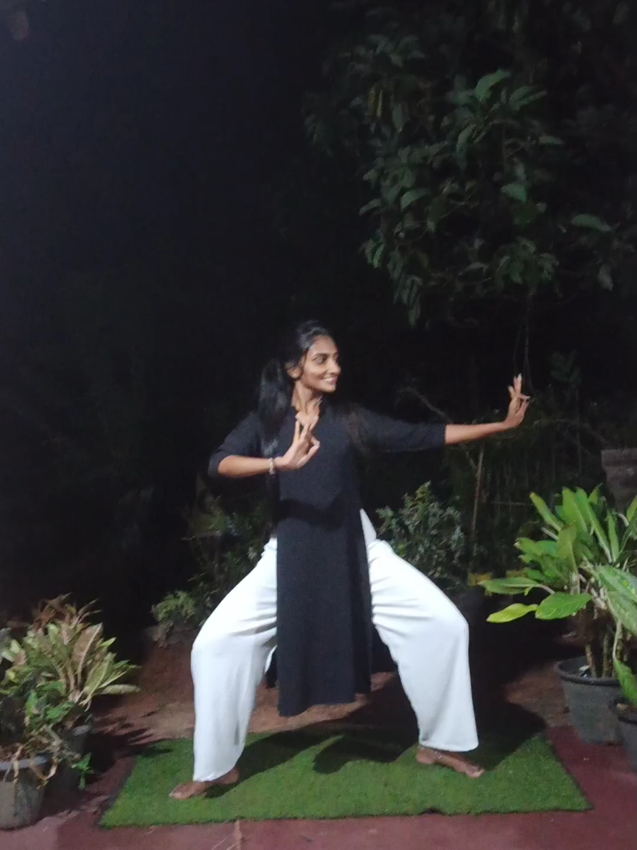 පතිනි දේවි මල් යහනට වඩින්නේ 🙏💛 #පහතරට #trending #100k  #srilankan_tik_tok🇱🇰  #1m 