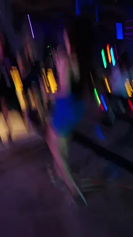 Yuk yg hobby dangdut merapat lah😁 setiap selasa malem rabu dan jum'at malem sabtu boz qu...