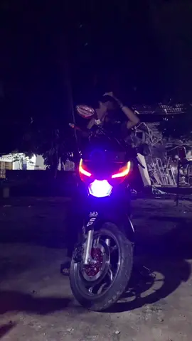 Jangan pancing2 klo jumpa dijalan 🥰🙏🏻 || Lighting by @BabyNeko😼🇻🇳 || #fyp #biled #fire #piwpiwbrutal #trending 