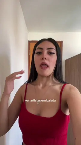 n tem ngm se humilhando, que sem graça 