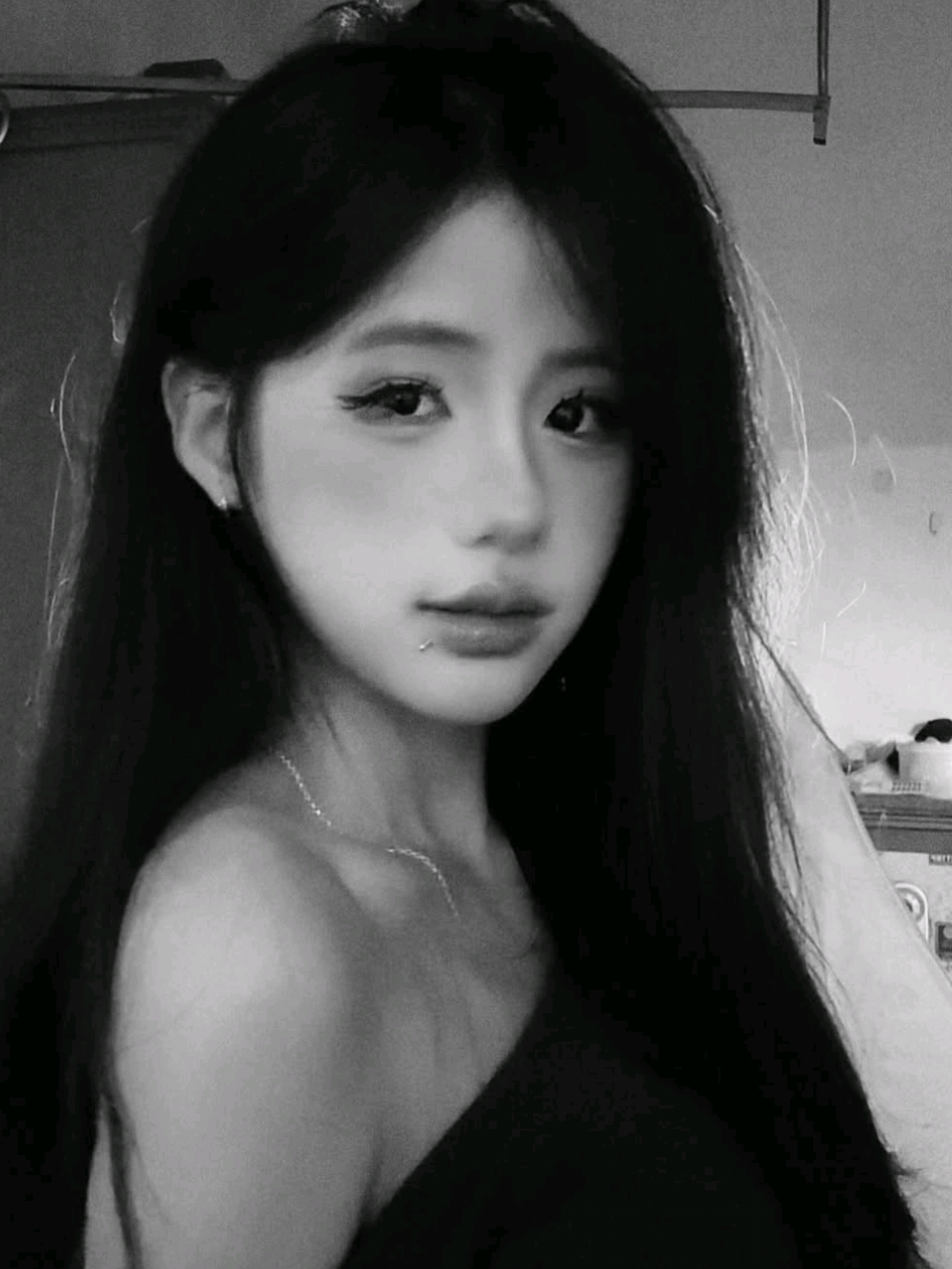 chả có ng để nhắn nên tôi quyết định quyến rũ cả tiktok=))))