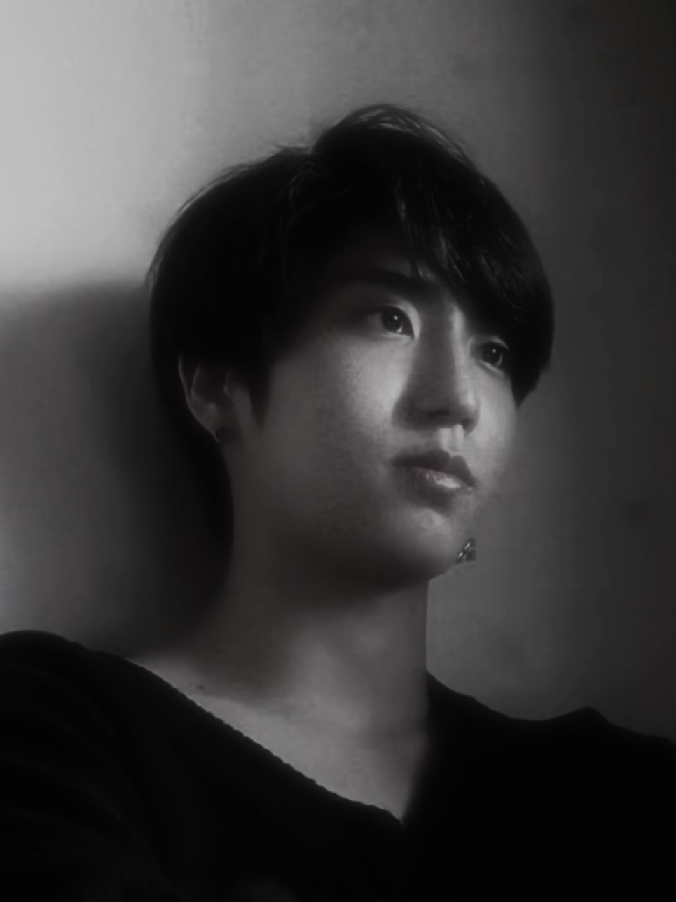 #hanjisung  this shit is pathetic as hell (( struggling with academics, social anxiety, starting to give up on my hobbies, lowkey wanting to st@rve myself, uhhhh )) #skz #straykids #vent #kpopvent 