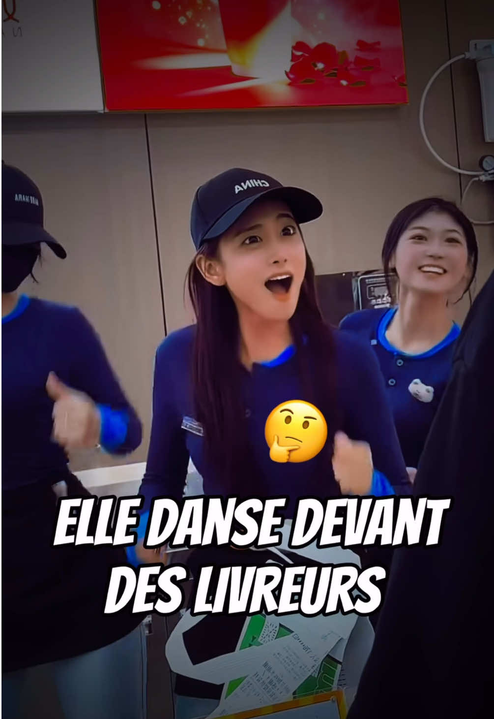 Elle danse pour … ? 🤔 📹 Montage par @snackyclip 🎙️ Voix off par @snackyclip #danse #dansetiktok #histoirecourte #storytelling 