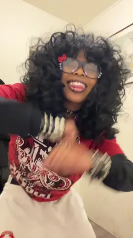 [insta: ohthatslubaya] 👖 —> @aelfriceden_official 